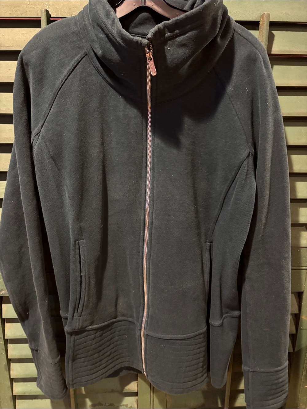 Lululemon Full-Zip Women's Jacket - Comfortable Everyday Layer